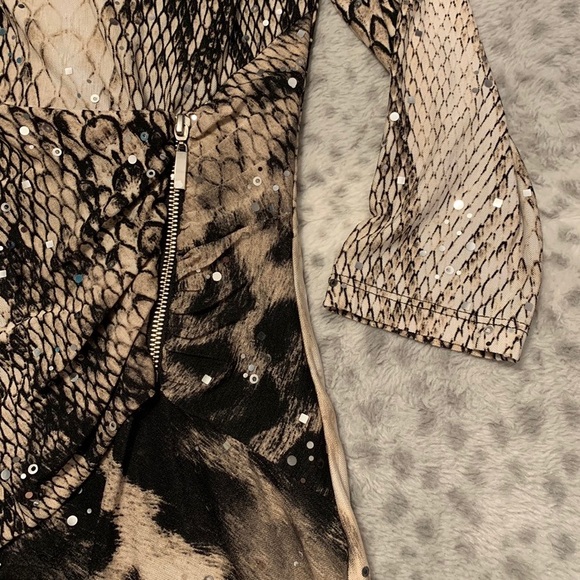 Sexy animal print snake leopard sequence dress. - Picture 2 of 8